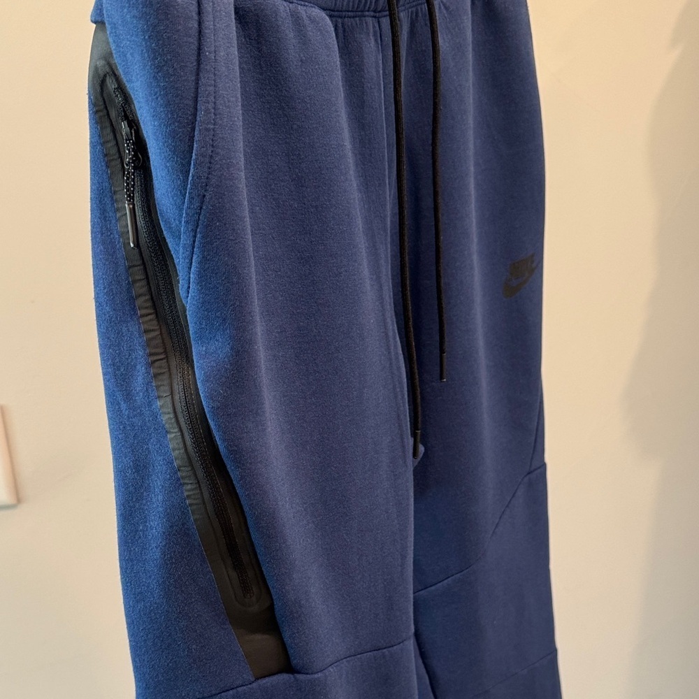 Nike Deep Blue Men's Joggers with Black Accents - Picture 6 of 6